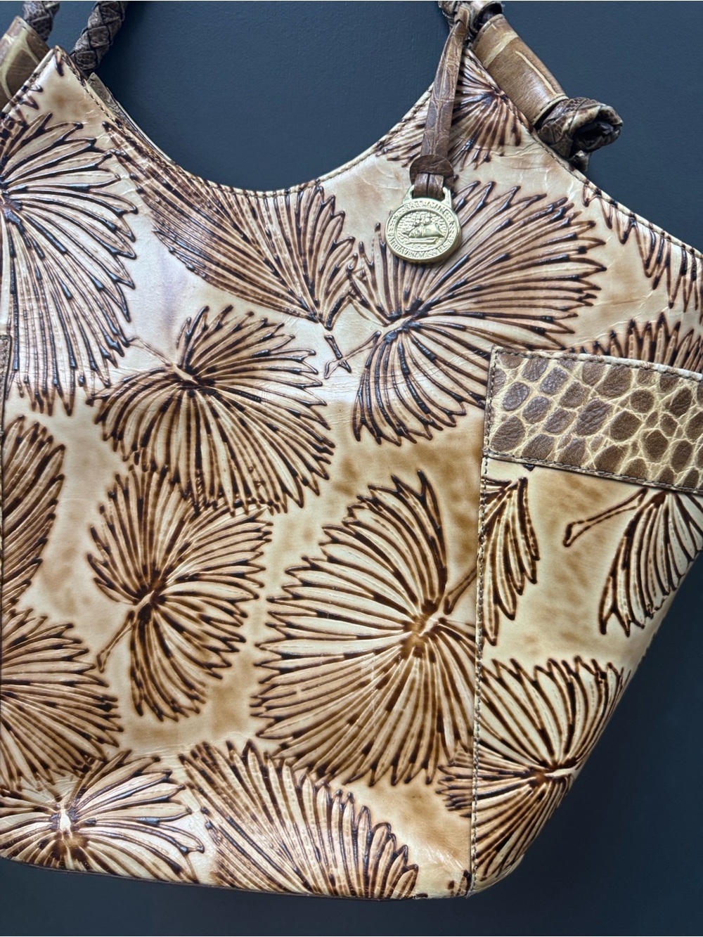 RARE Vintage Brahmin Tahiti Palm Kelsea Floral-Embossed Leather Tote - Picture 3 of 12